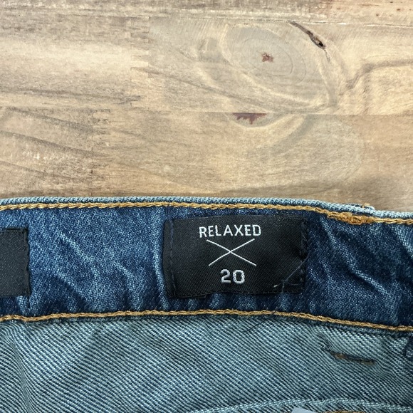 Ring of Fire Boys Relaxed Med Wash Distressed Blaze Jeans Size 20 NWT - Picture 12 of 15